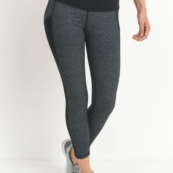 High Waist Full Leggings Feature Block Mesh Panel! - Picture 4 of 6